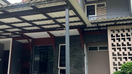 Rumah Full Furnish 2 Lantai di BSD Dekat AEON Mall dan Tol