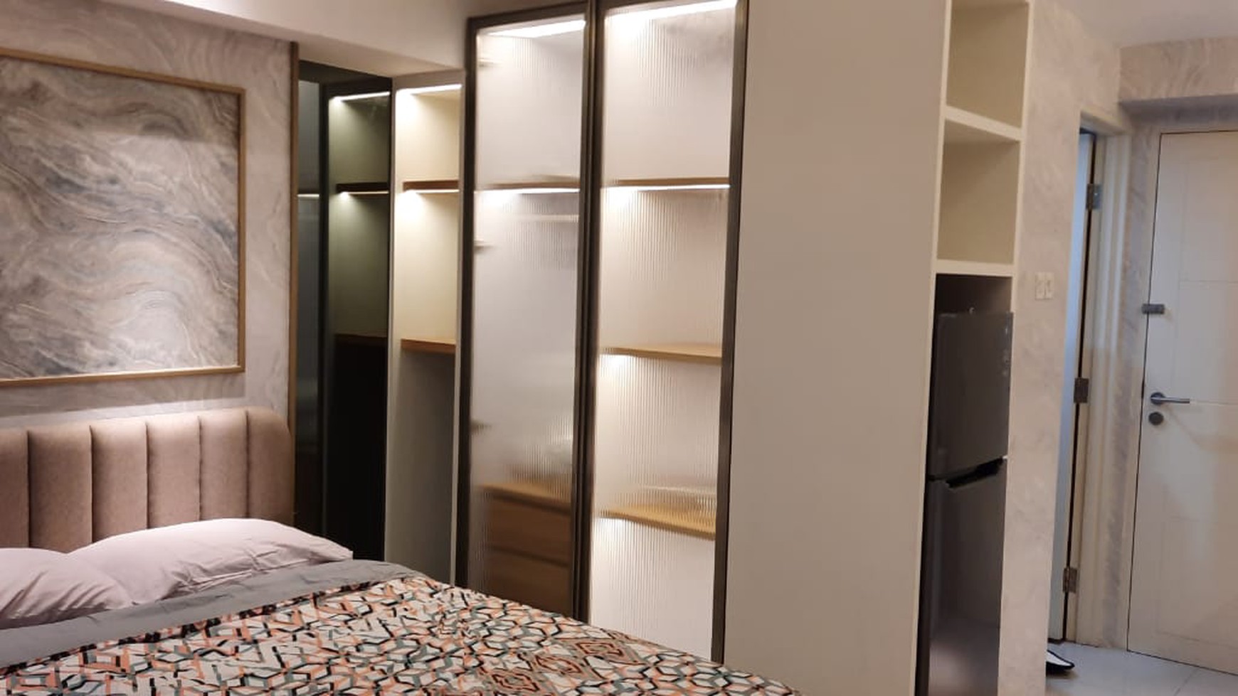 Sewa Furnished Mewah Apartemen Tanglin Pakuwon Surabaya