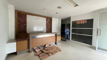 Ruko Gandeng disewakan di lokasi prime daerah sunrise jakarta barat