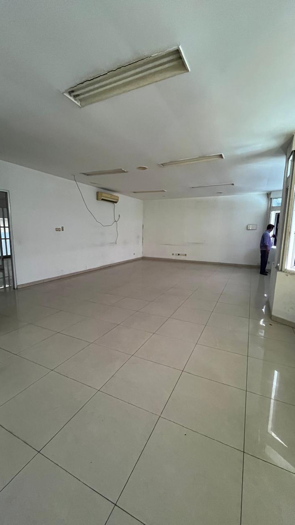 Ruko Gandeng disewakan di lokasi prime daerah sunrise jakarta barat
