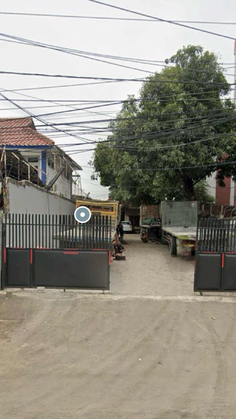 Gedung di jl raya pramuka cocok untuk kantor, retail, gudang maupun investasi jangka panjang