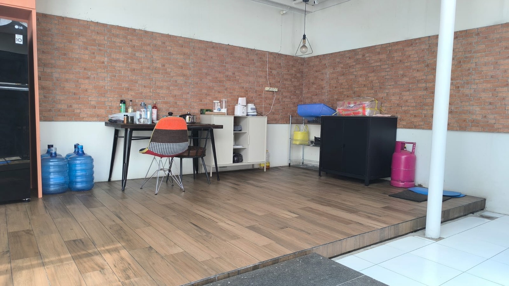 Rumah Hitung Tanah Area Cipete