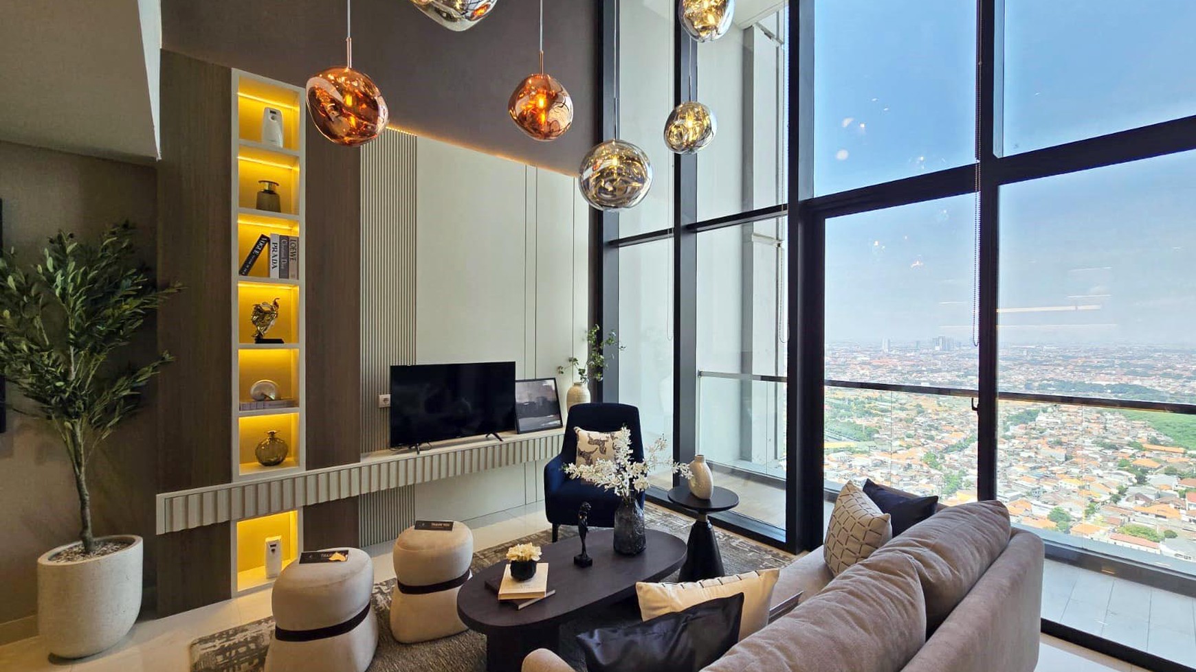 Rumah Hitung Tanah Area Cipete