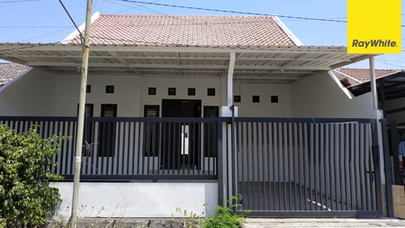 Disewakan Rumah di Manyar Jaya Surabaya