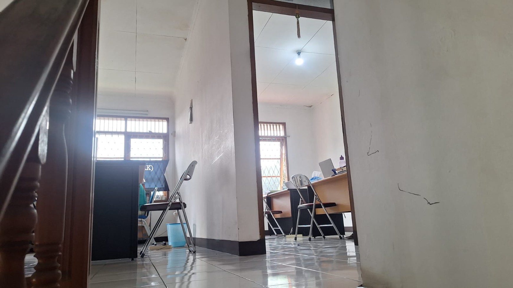 Rumah 2 lantai Asri , Hoek , Lokasi Ok dekat Tol di Baranangsiang Indah