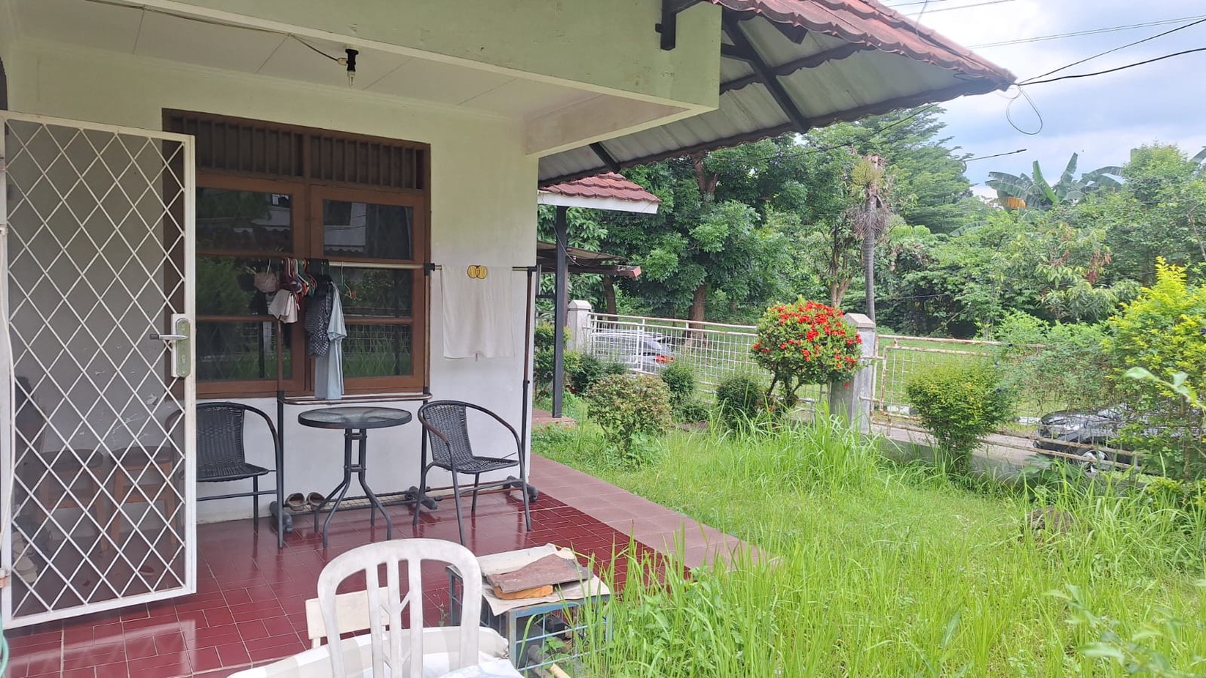 Rumah 2 lantai Asri , Hoek , Lokasi Ok dekat Tol di Baranangsiang Indah