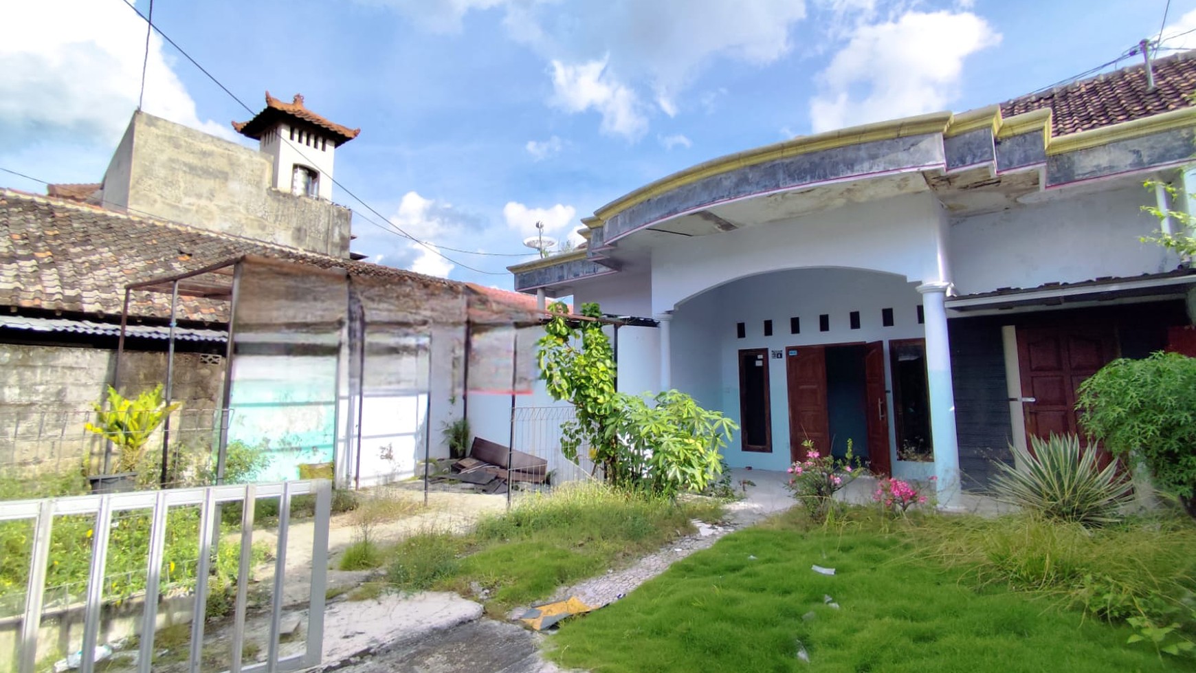 Disewakan Rumah Tinggal Lokasi Dekat Superindo Kaliurang Condongcatur Depok Sleman