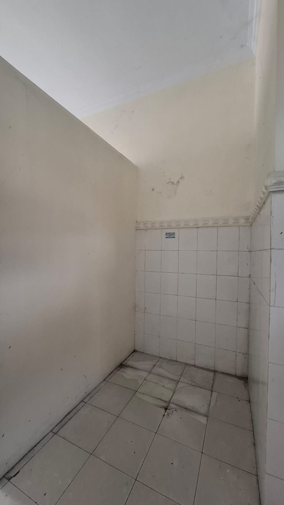 Ruko Lokasi Strategis Lokasi di Jl Kusumanegara 