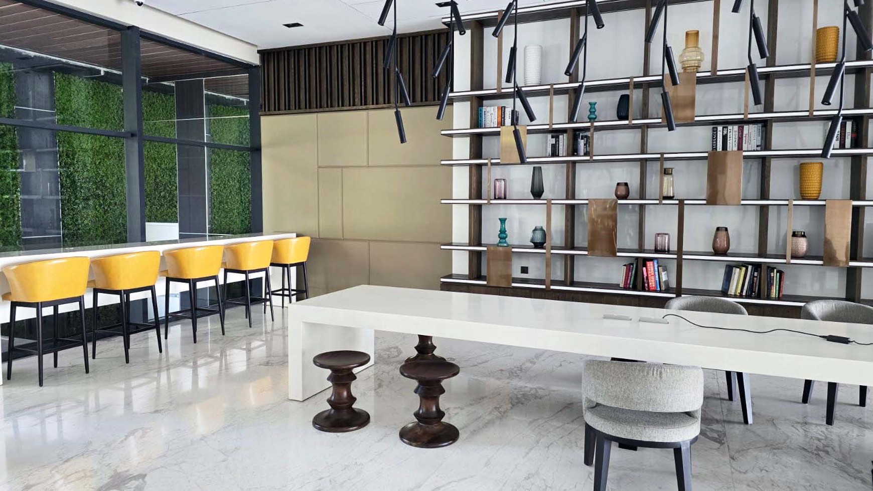 Apartment Ciputra World Vieloft Mayjend Sungkono Surabaya Barat, Lantai 19, Semi Furnished, 2BR, Hadap Selatan dan Golf View
