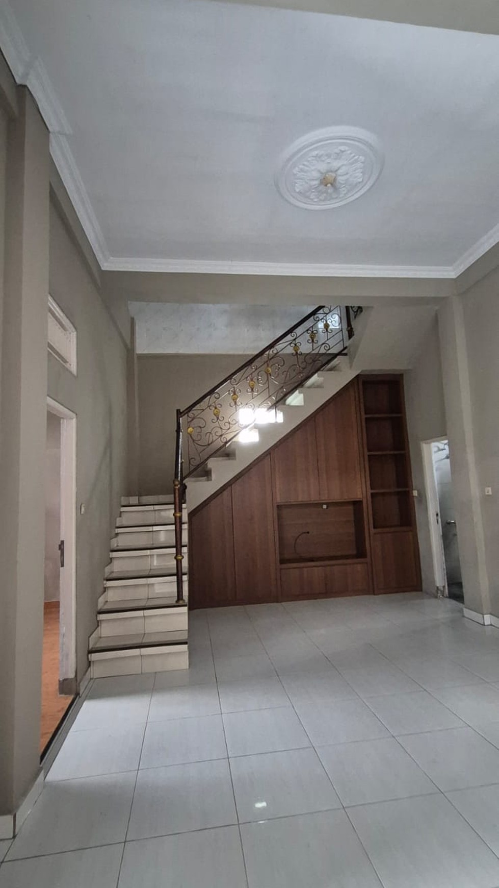 Freehold - Big house with big living room in nature paradise, Tabanan, Bali