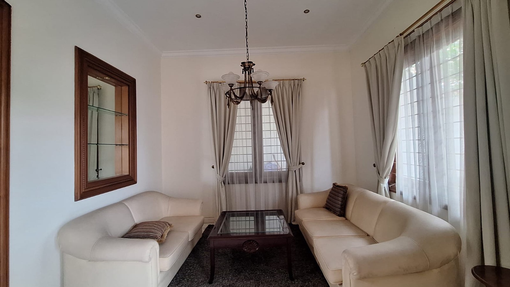 Rumah Bagus Di Metro Alam Pondok Indah Jakarta Selatan