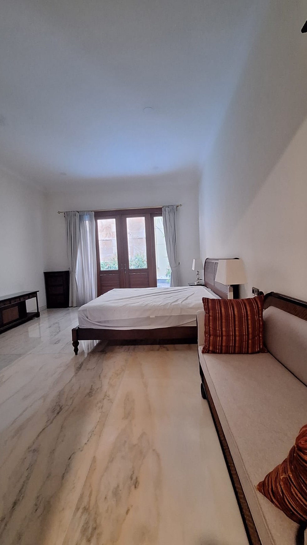 Rumah Bagus Di Metro Alam Pondok Indah Jakarta Selatan
