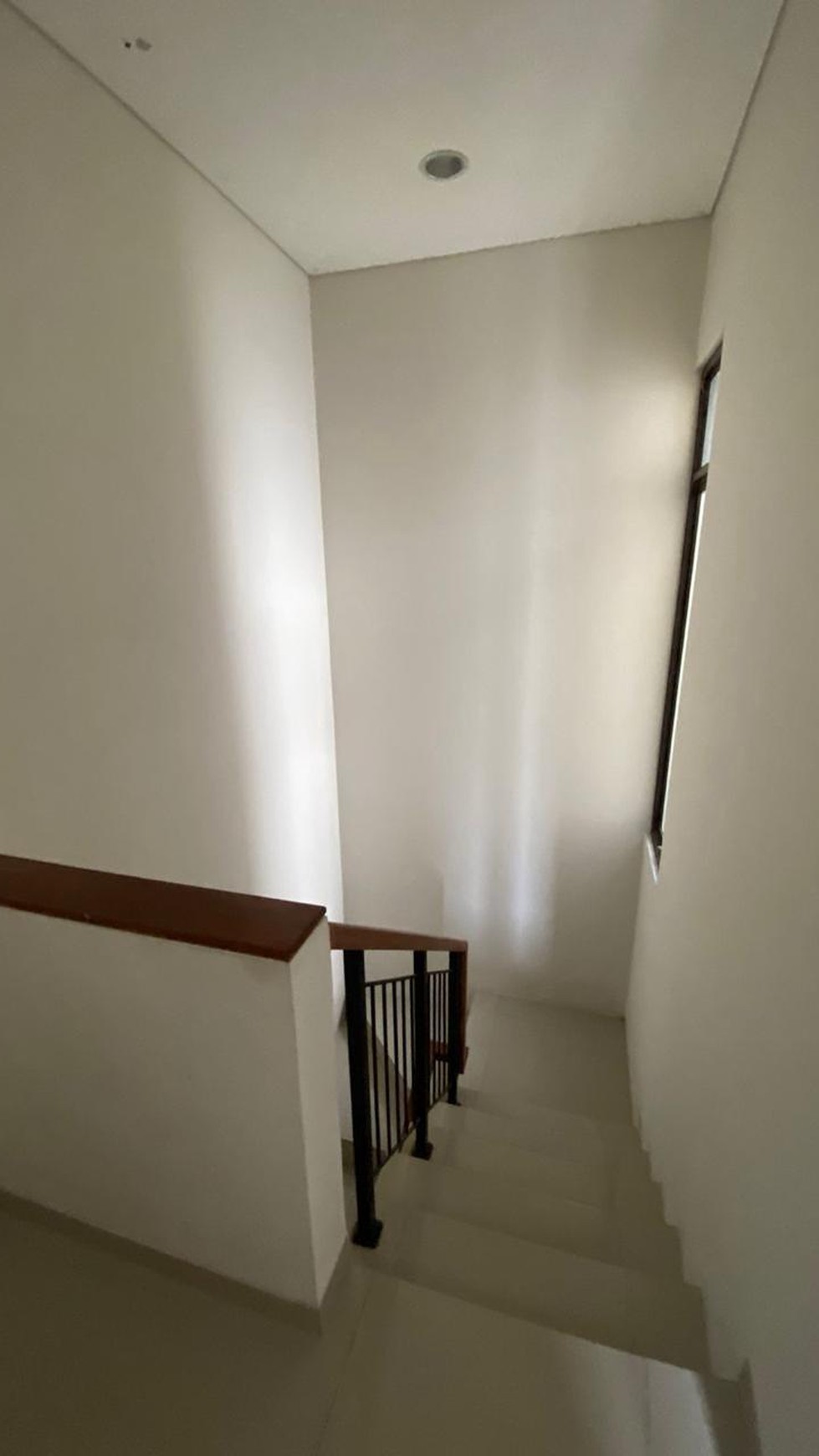 Rumah Bagus Di Cluster Askara Vanya Park BSD Tangerang Selatan