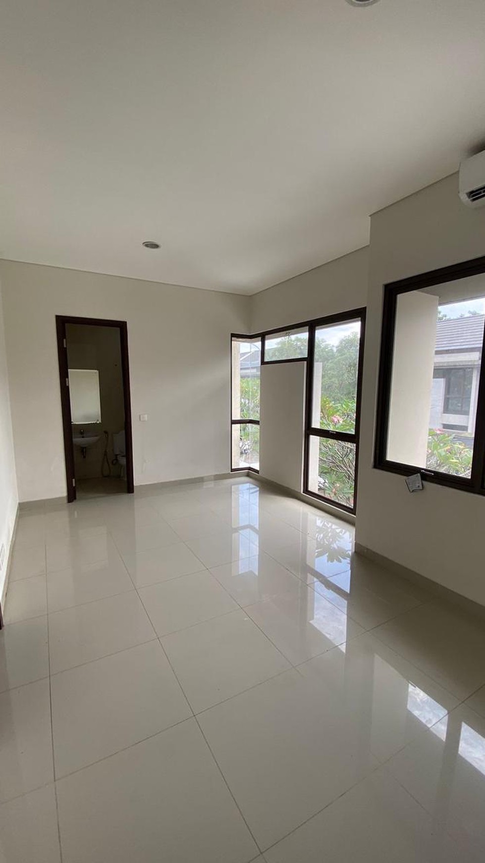 Rumah Bagus Di Cluster Askara Vanya Park BSD Tangerang Selatan