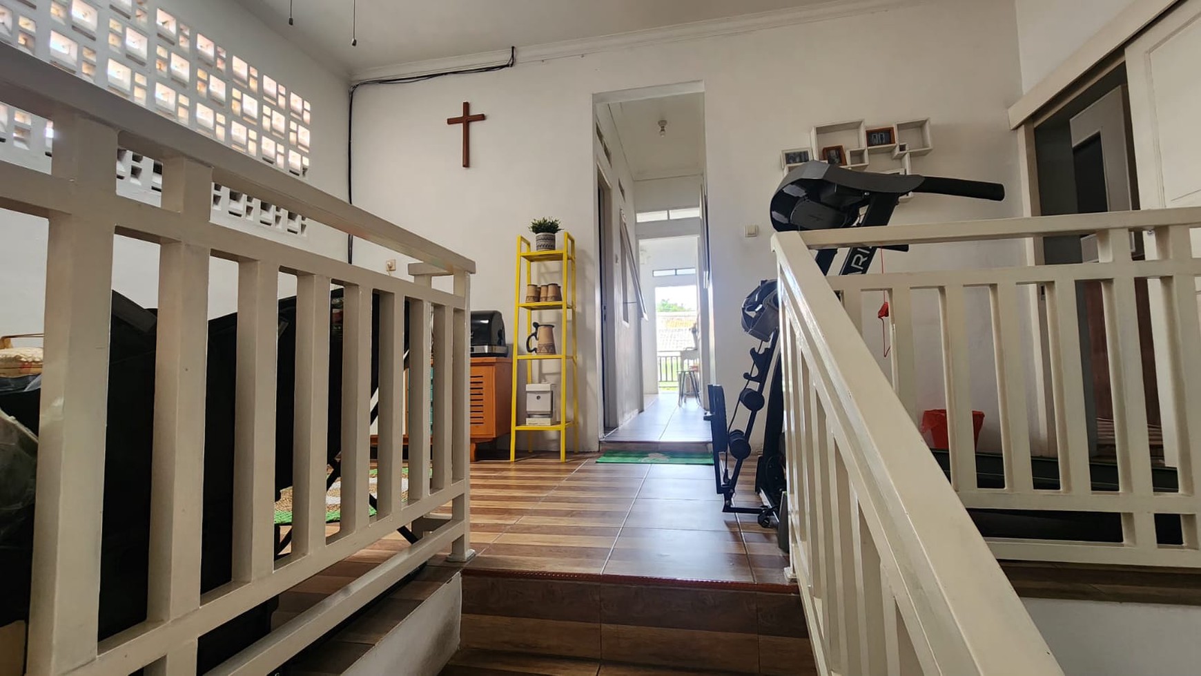 Rumah Bagus Di Jl Merak Jl Pondok Pucung Indah Pondok Aren Tangerang Selatan