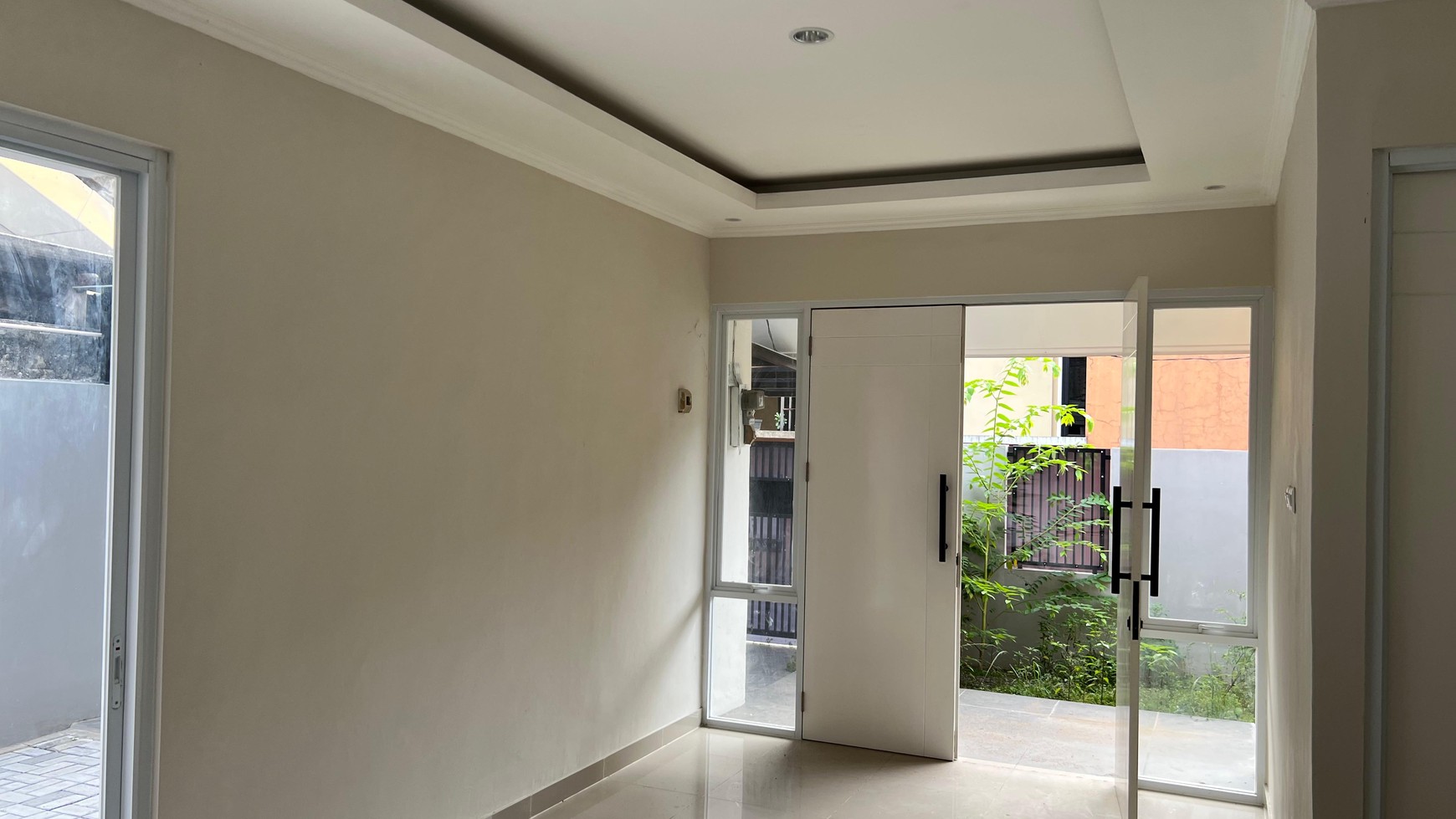 Rumah Bagus Di Jl Mangga Ciledug Kota Tangerang