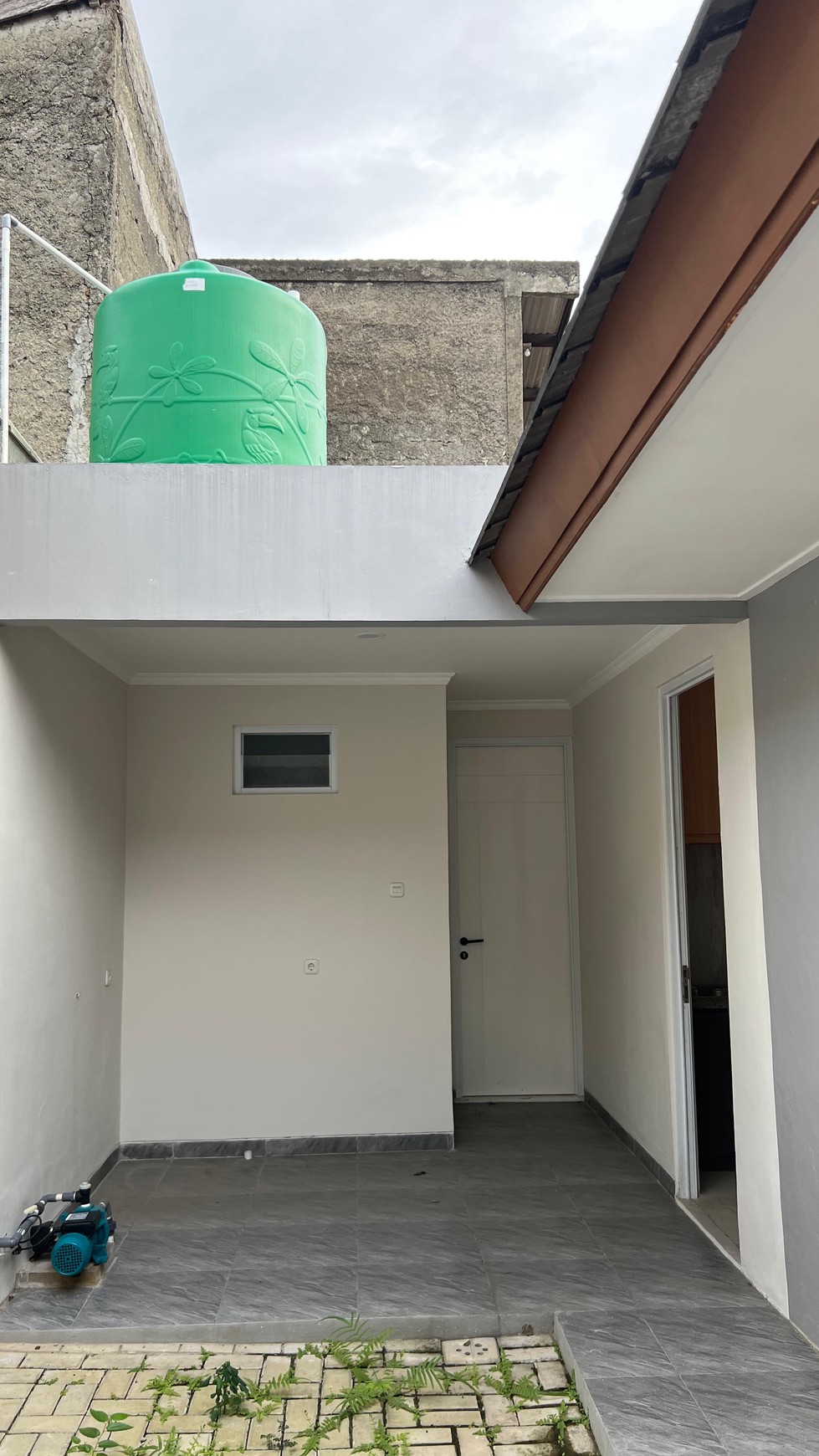 Rumah Bagus Di Jl Mangga Ciledug Kota Tangerang