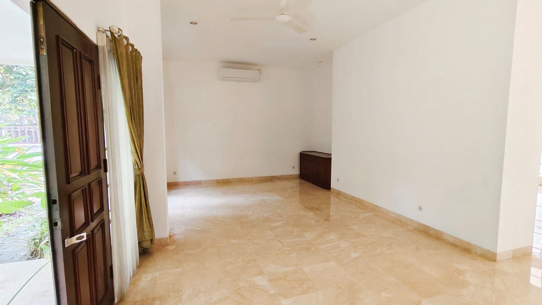 Rumah Bagus Di Jl Wijaya Kebayoran Baru Jakarta Selatan