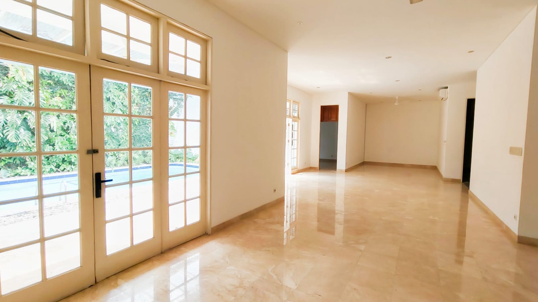 Rumah Bagus Di Jl Wijaya Kebayoran Baru Jakarta Selatan