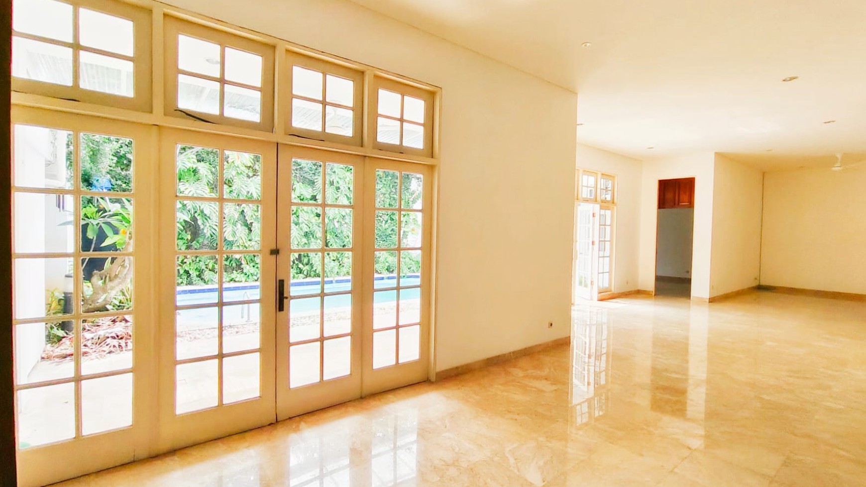 Rumah Bagus Di Jl Wijaya Kebayoran Baru Jakarta Selatan