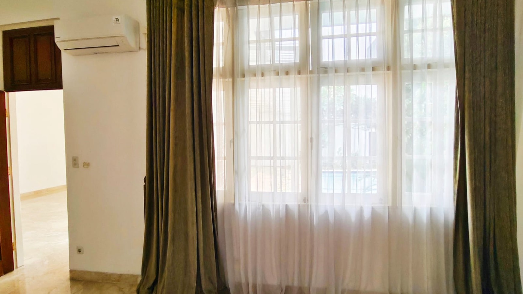 Rumah Bagus Di Jl Wijaya Kebayoran Baru Jakarta Selatan