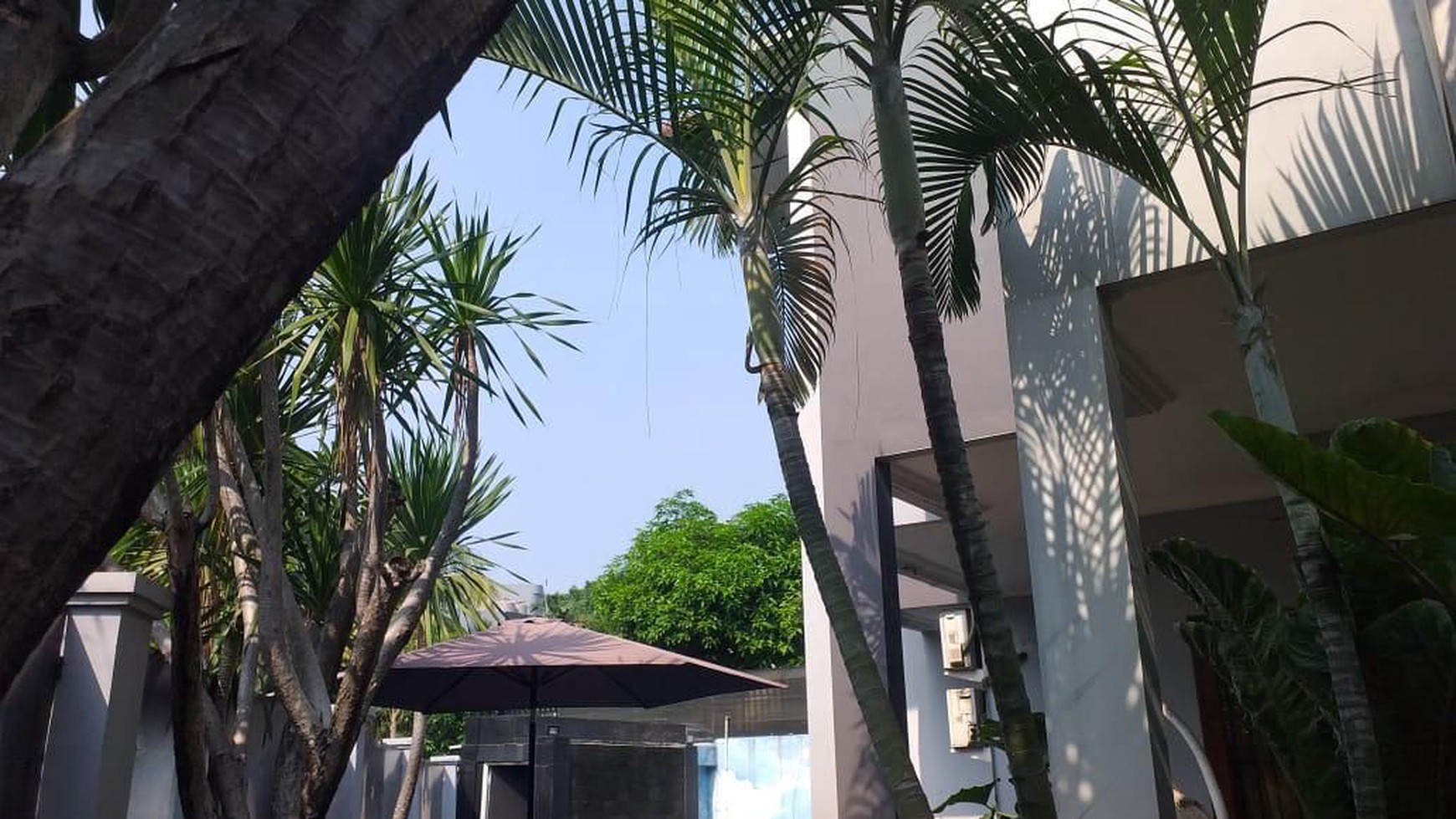 Turun Harga Rumah Puspita Loka Hook with swimming pool