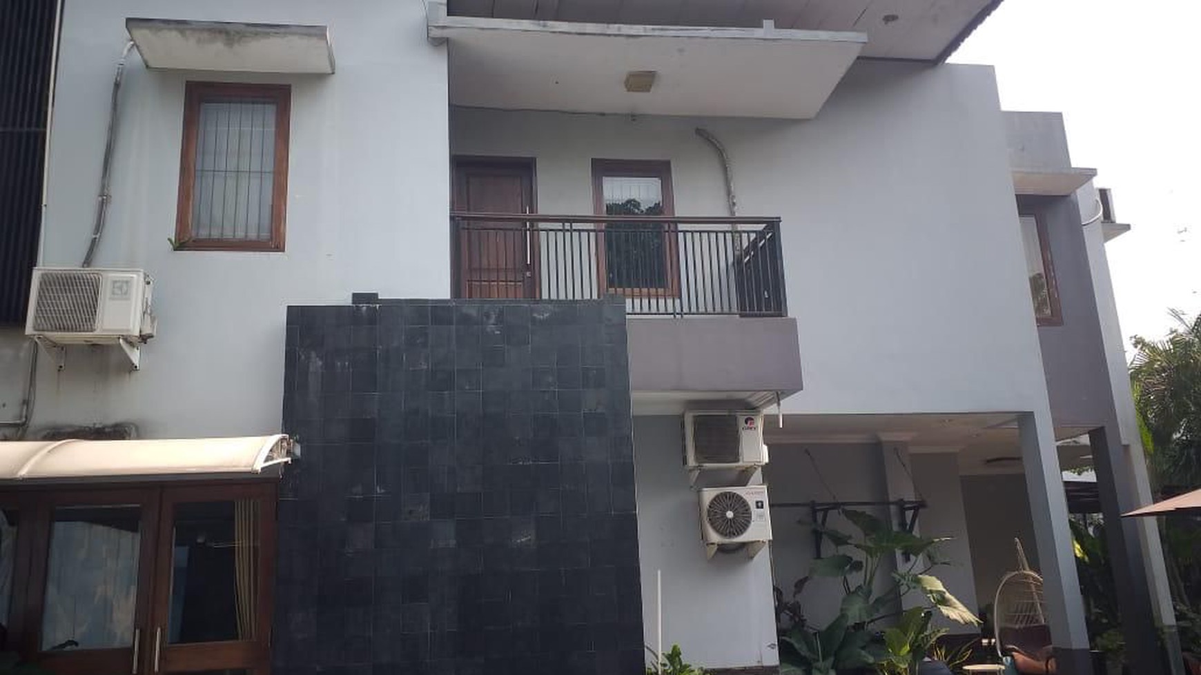 Turun Harga Rumah Puspita Loka Hook with swimming pool