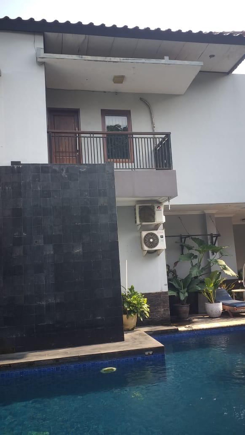 Turun Harga Rumah Puspita Loka Hook with swimming pool