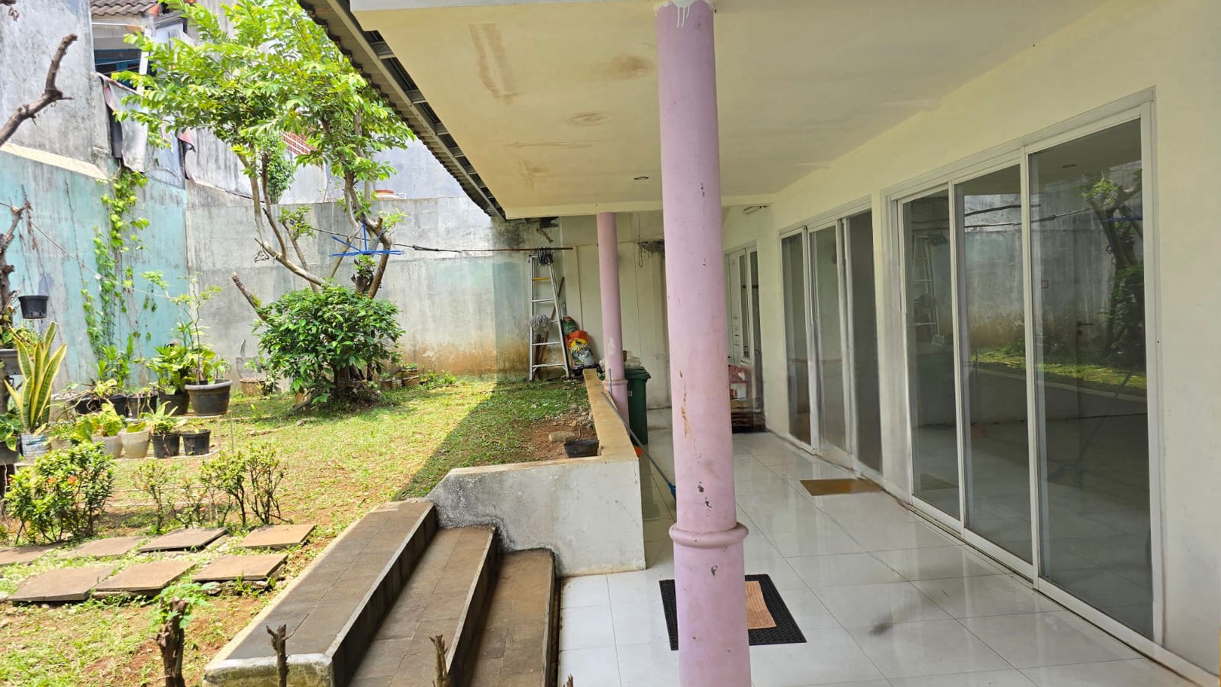Rumah Bagus Siap Huni di Jl Baranangsiang Indah, Bogor