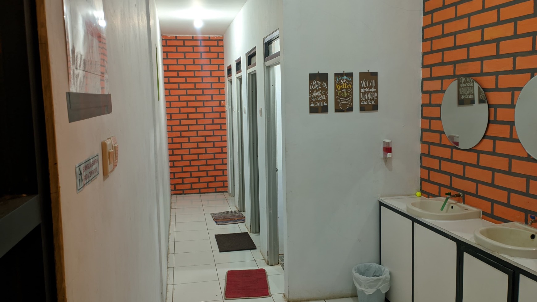 Properti + Usaha Siap Jalan - YUP's Coffee & Eatery Tolengas, Dekat Bandara Kertajati, Tol Cipali & Waduk Jatigede!