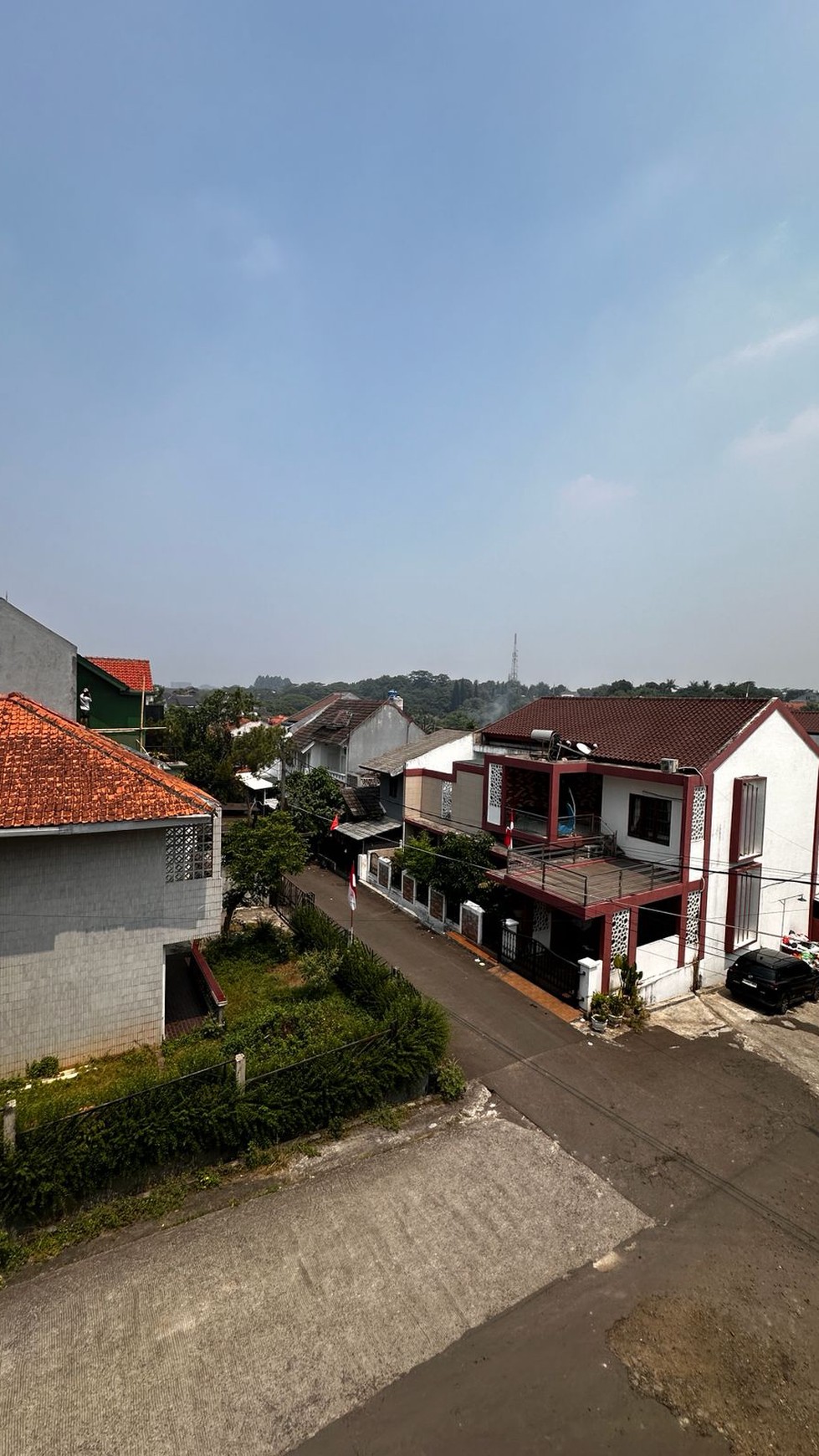 Rumah Siap Huni 3 Lantai di Mega Cinere