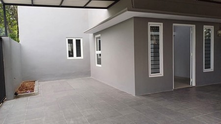 Rumah 2 Lantai Posisi HOOK Siap Huni dengan Hunian Nyaman dan Asri @Ciputat
