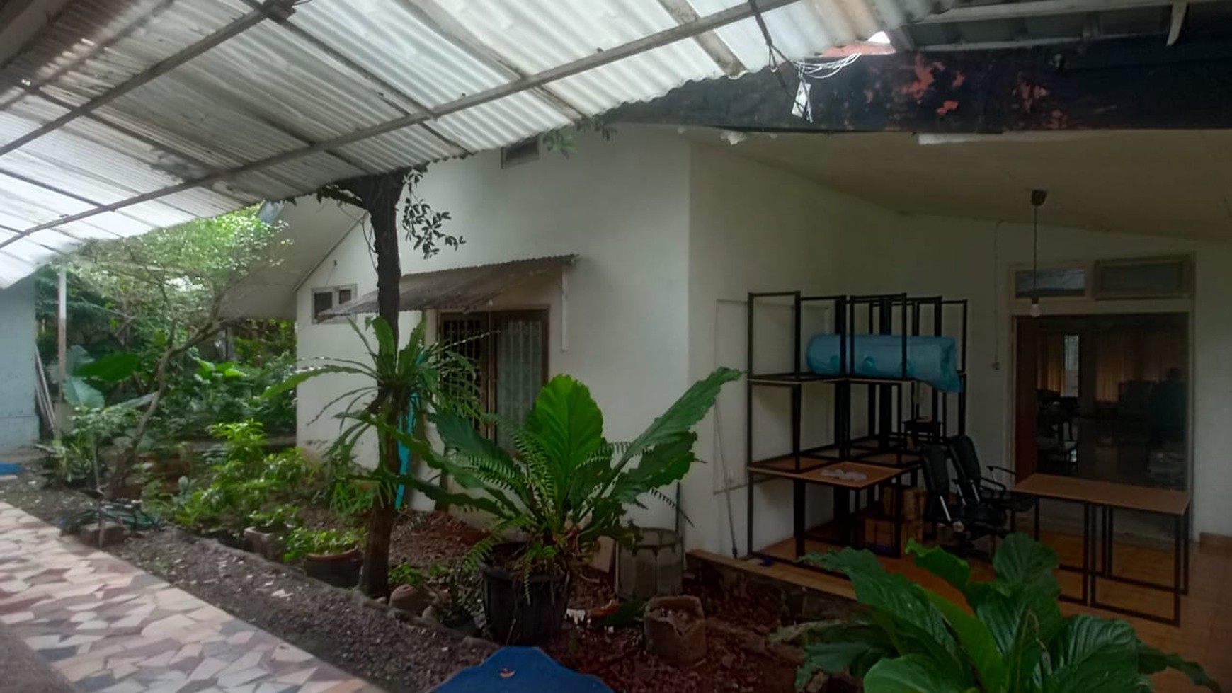 Disewakan Rumah Dengan Lokasi Strategis @Kebayoran Lama