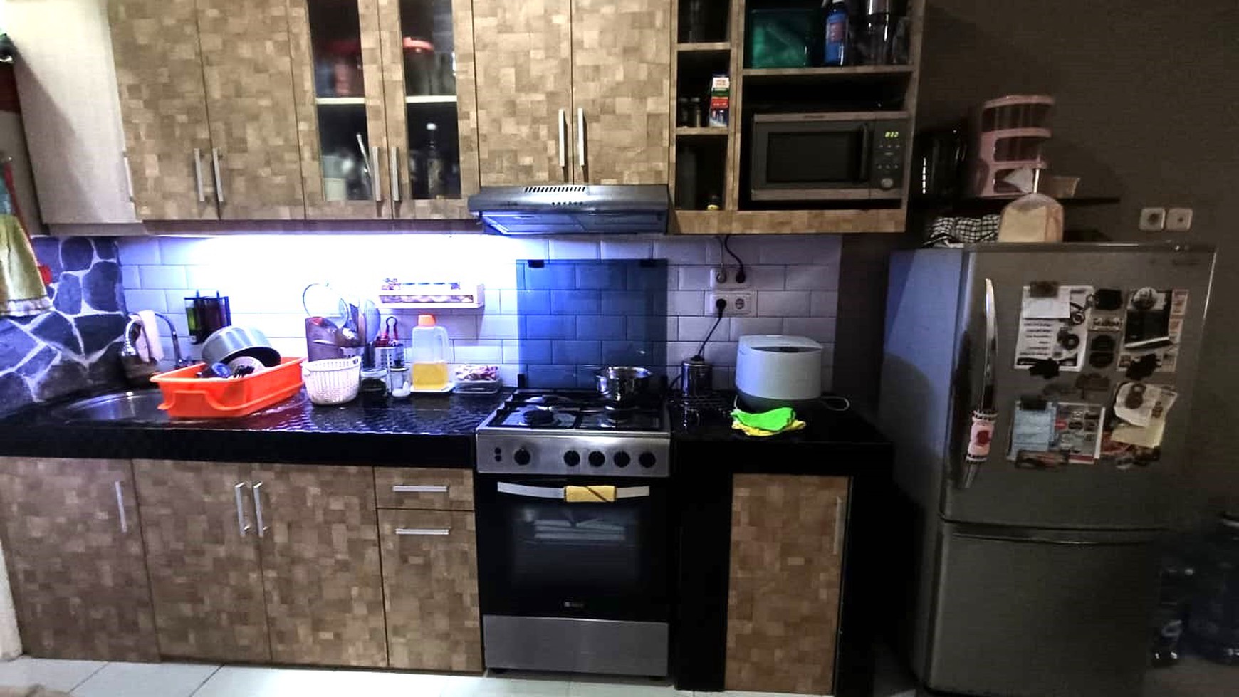 Rumah 1½ Lantai Siap Huni dengan Hunian Nyaman dan Asri di @Graha Raya