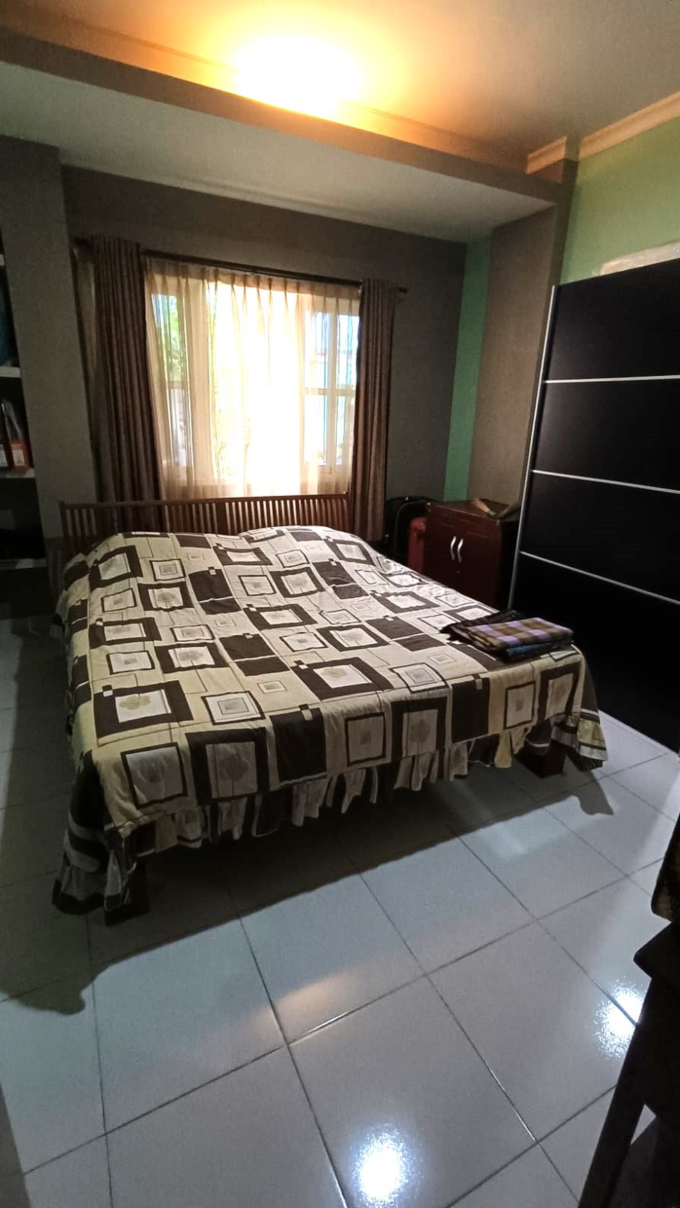 Rumah 1½ Lantai Siap Huni dengan Hunian Nyaman dan Asri di @Graha Raya