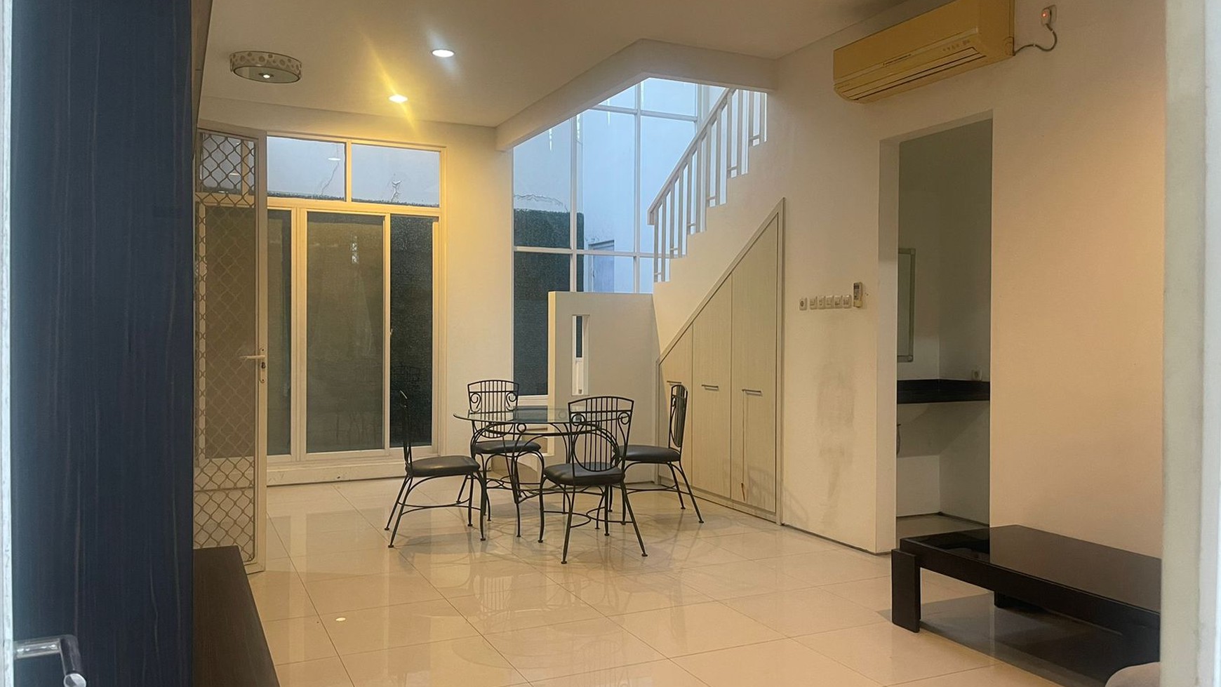 Rumah Cluster Addington Royal Residence, Surabaya