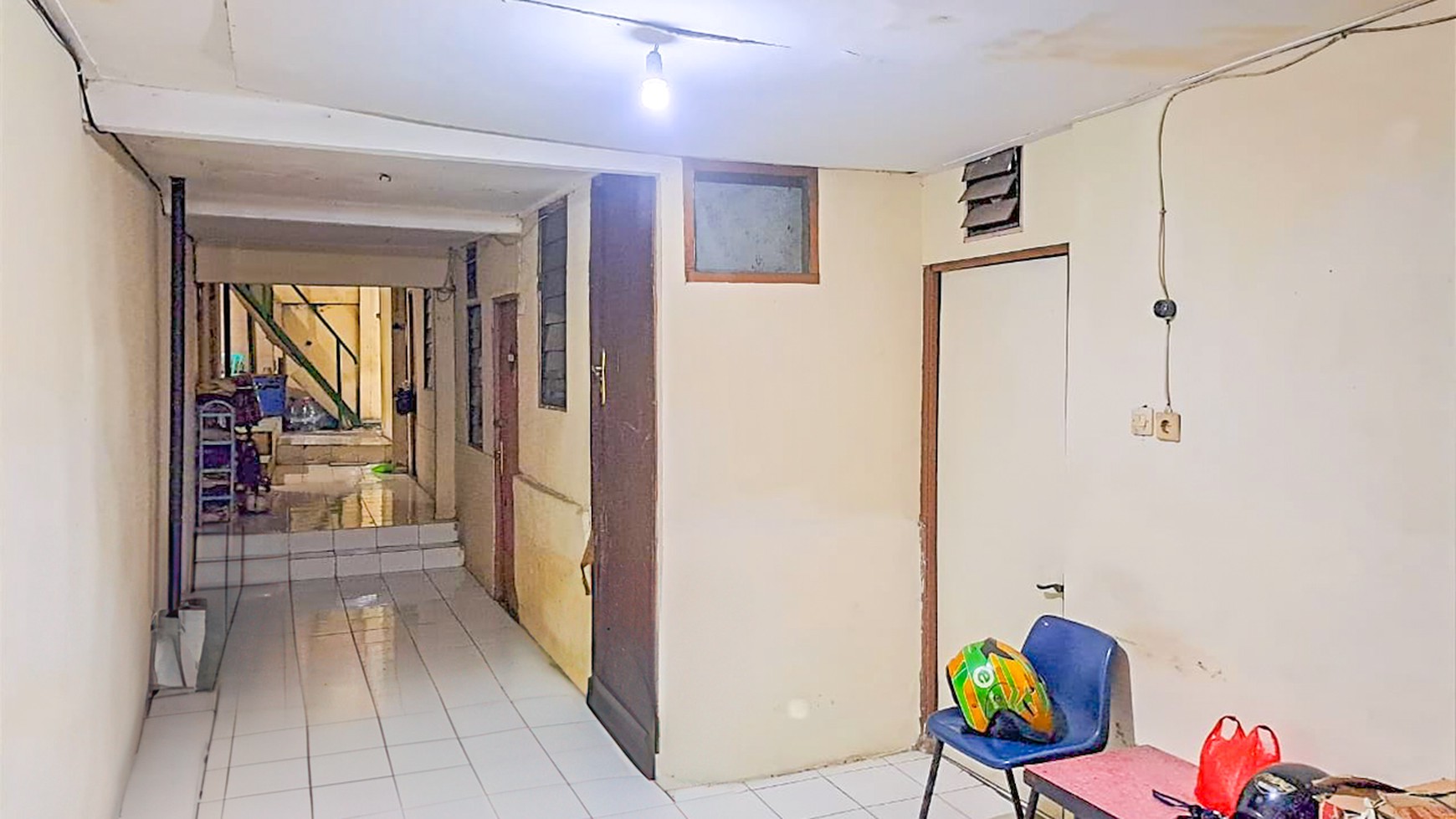 RUMAH STRATEGIS DI BENDUNGAN HILIR, DEKAT SUDIRMAN, THAMRIN, TANAH ABANG COCOK UNTUK CAFE, OFFICE BUILDING