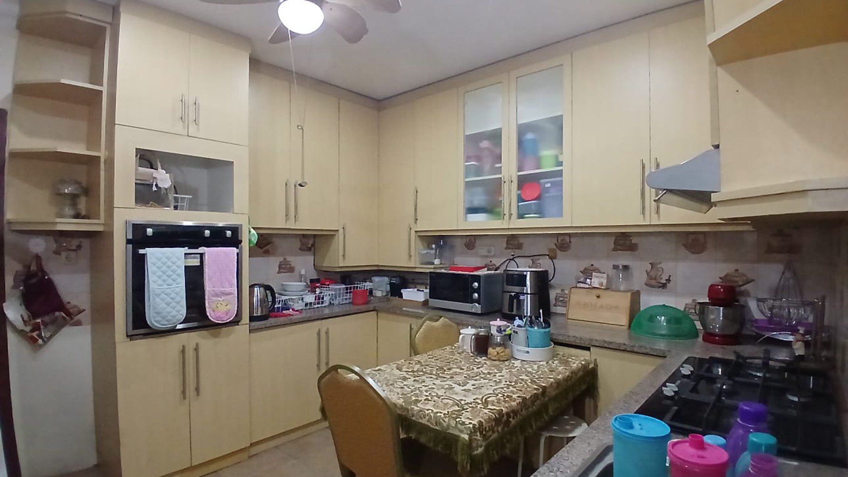 Dijual rumah dalam komplek BPK cinere