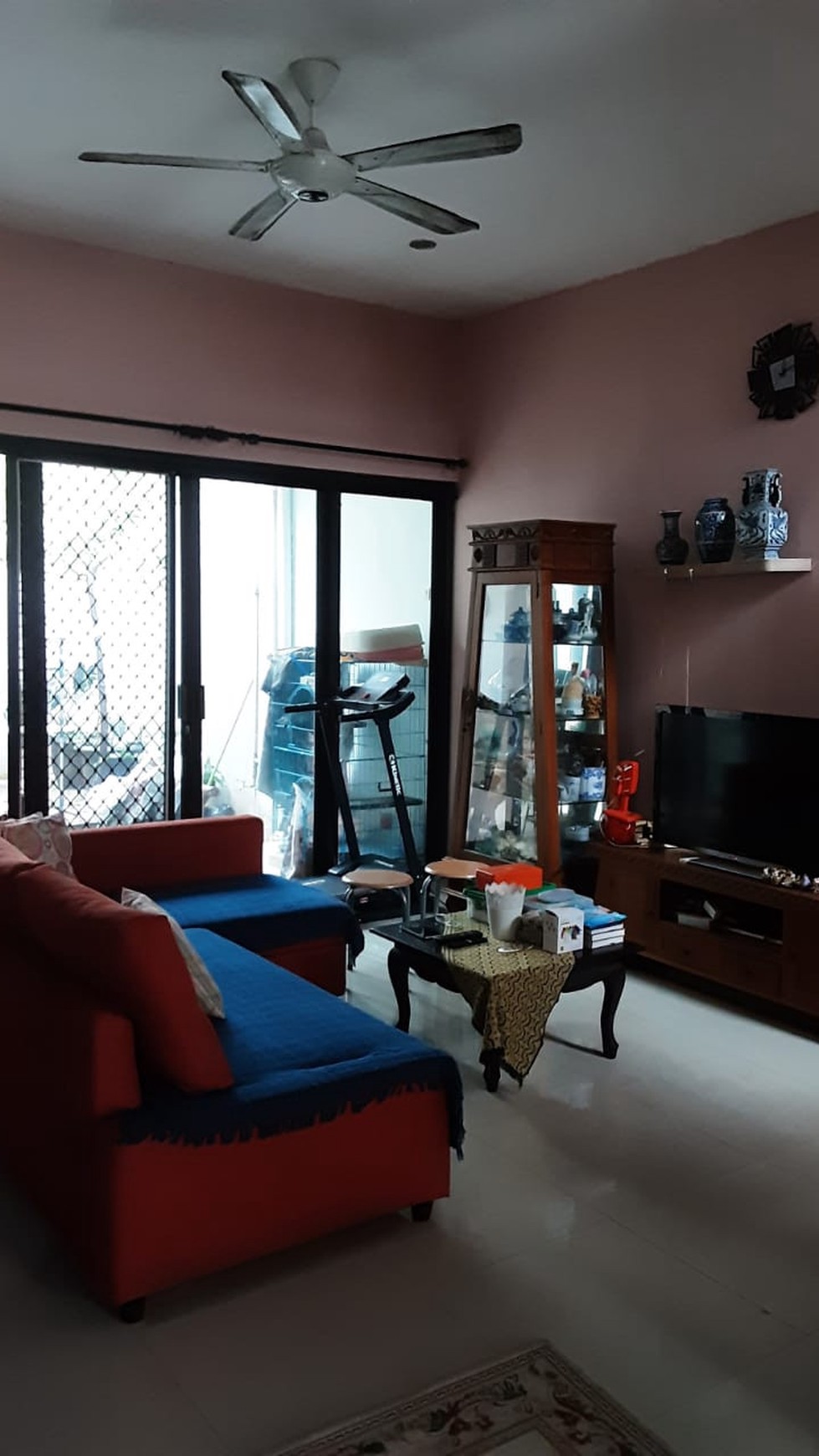 Rumah Townhouse di Gunung Raya, Cireundeu