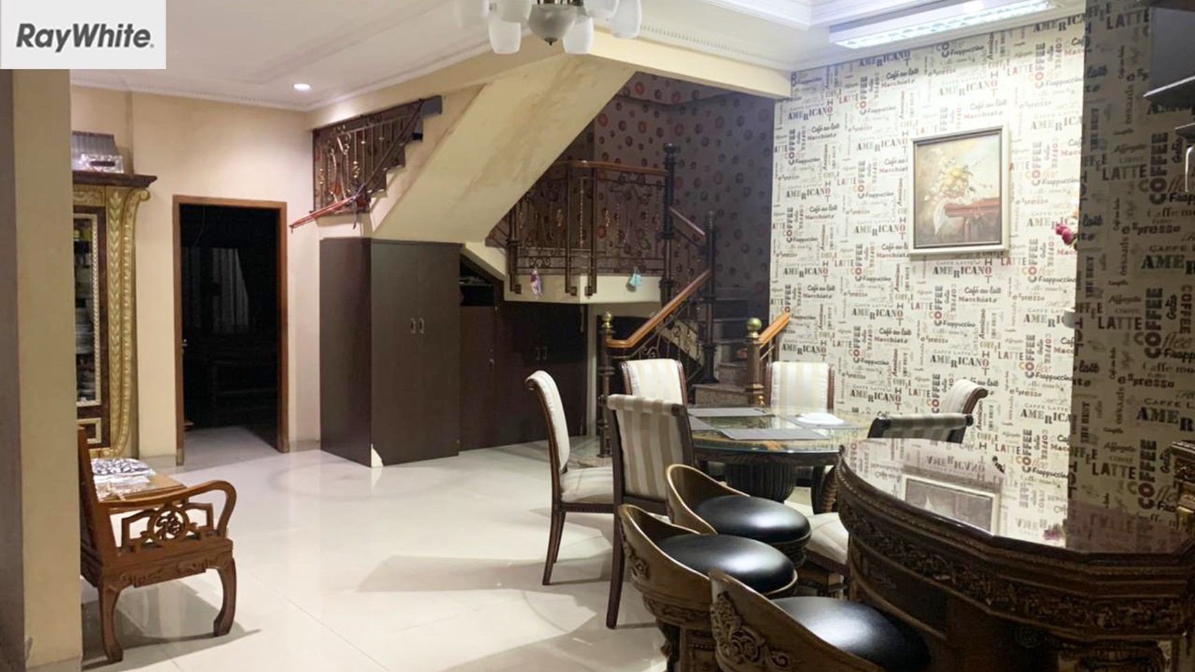 Jual Cepat Rumah bagus 2 lantai di Jl Garut Menteng, Jakarta Pusat