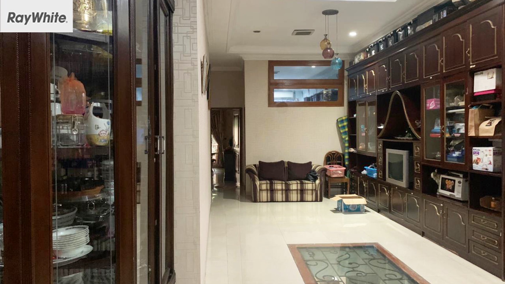 Jual Cepat Rumah bagus 2 lantai di Jl Garut Menteng, Jakarta Pusat