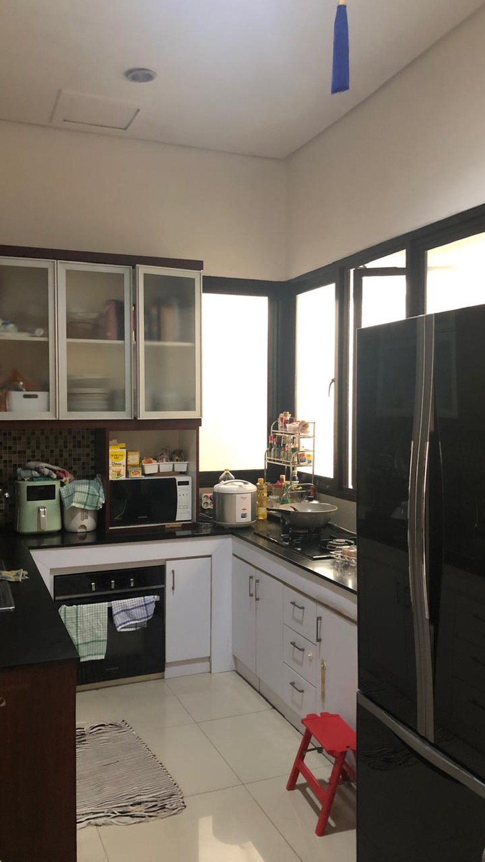 Rumah Eksklusif dengan Akses Kolam Renang di Teras Bintaro! Harga NEGO!
