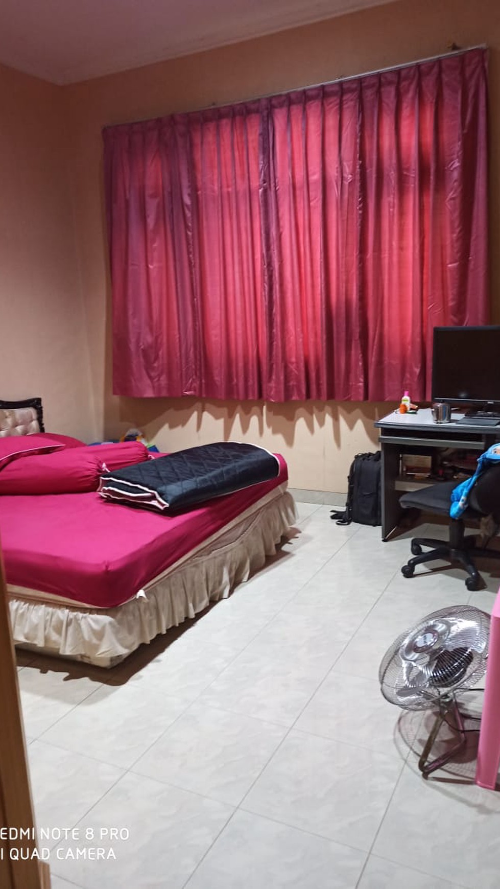 Rumah Mewah dan Luas di Taman Aries! Siap Huni dengan Material Premium!