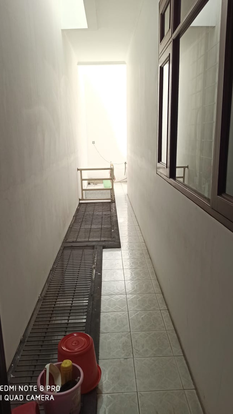 Rumah Mewah dan Luas di Taman Aries! Siap Huni dengan Material Premium!