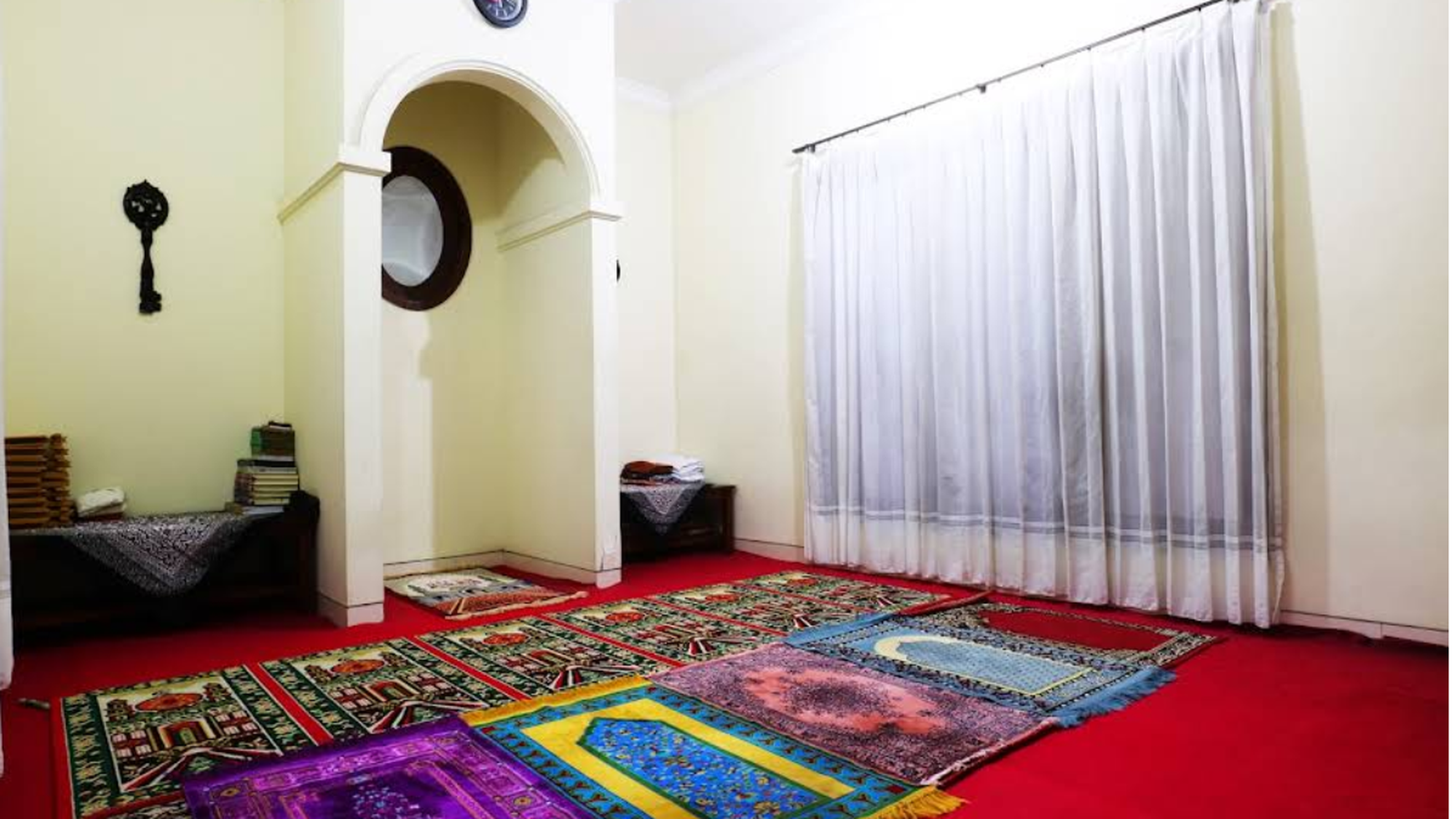 Dijual Homestay Aktif Ditengah Kota Surabaya