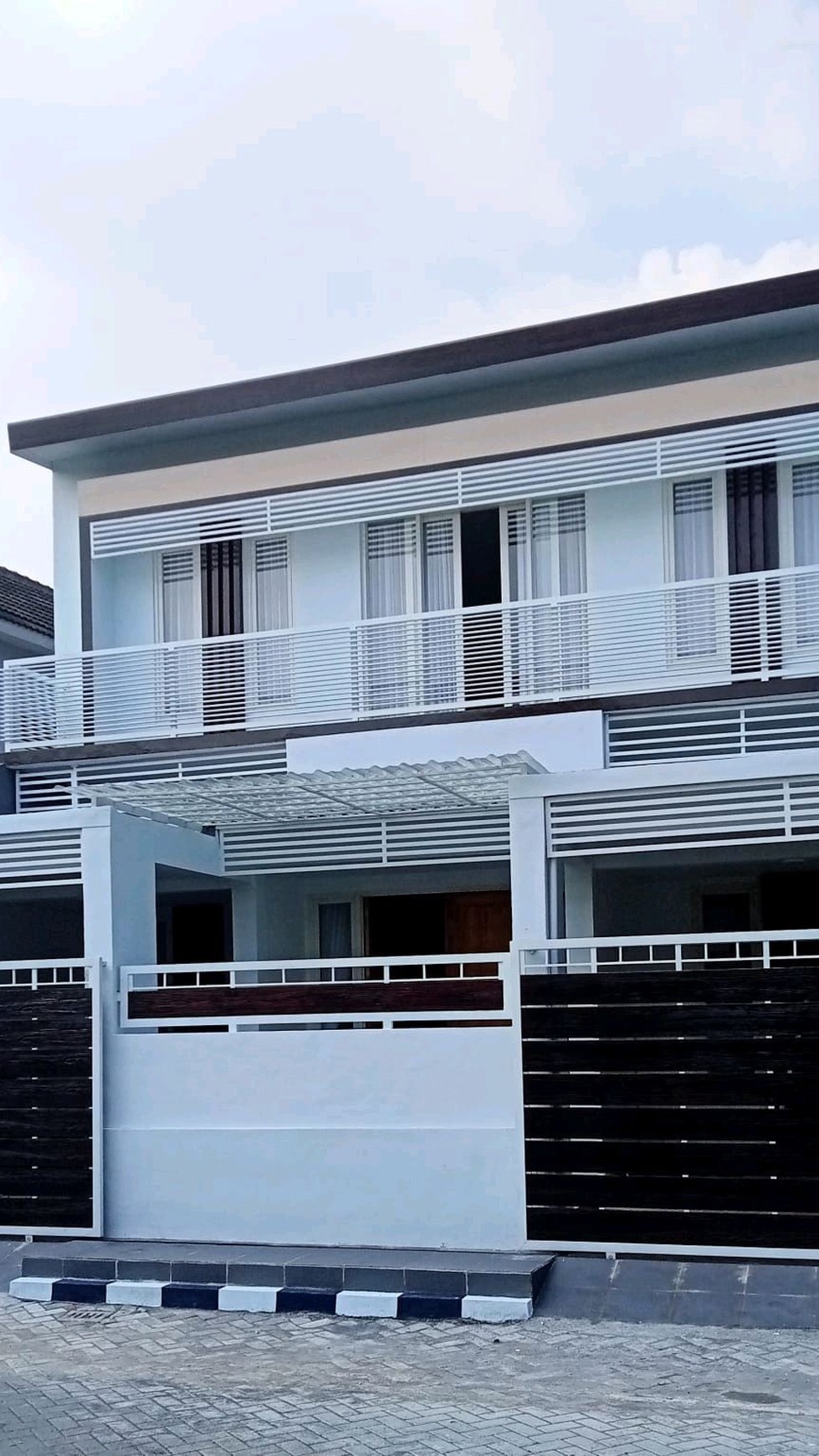 Dijual Rumah 2 lantai Siap Huni di Mutiara Regency Sidoarjo