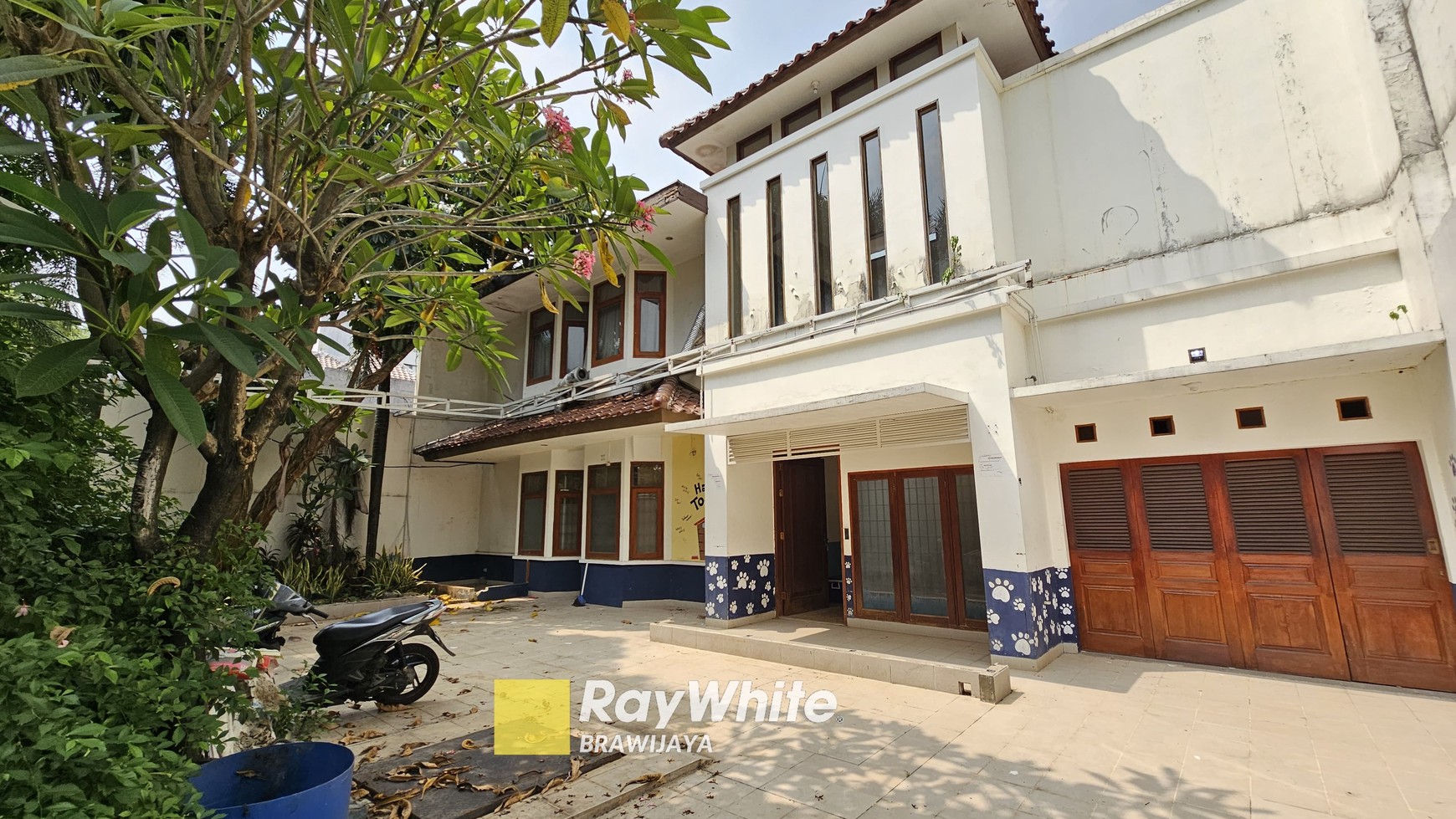 Rumah Di Brawijaya, Prime Area di Kebayoran Baru, Jakarta Selatan, Lokasi Tenang