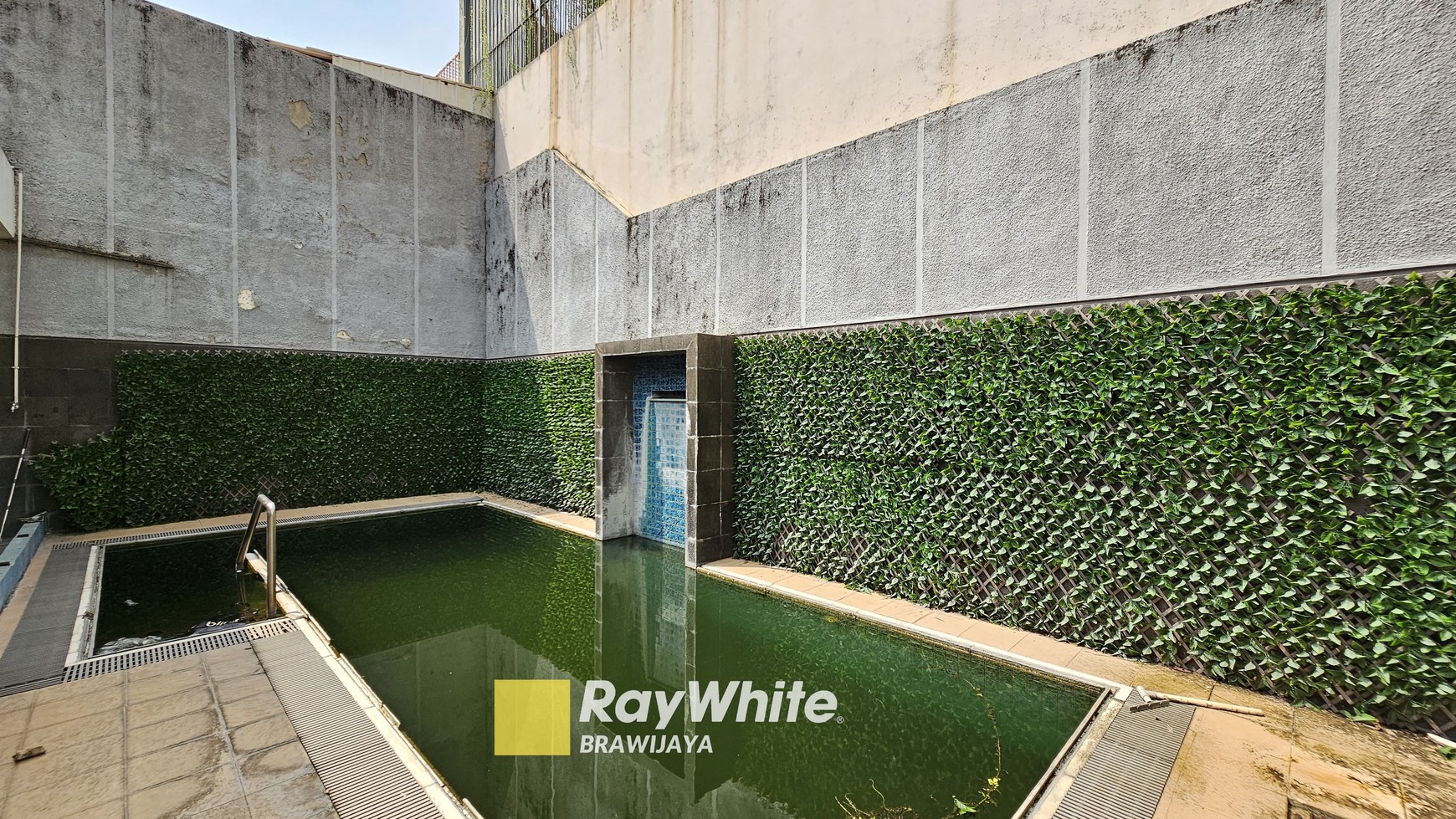 Rumah Di Brawijaya, Prime Area di Kebayoran Baru, Jakarta Selatan, Lokasi Tenang