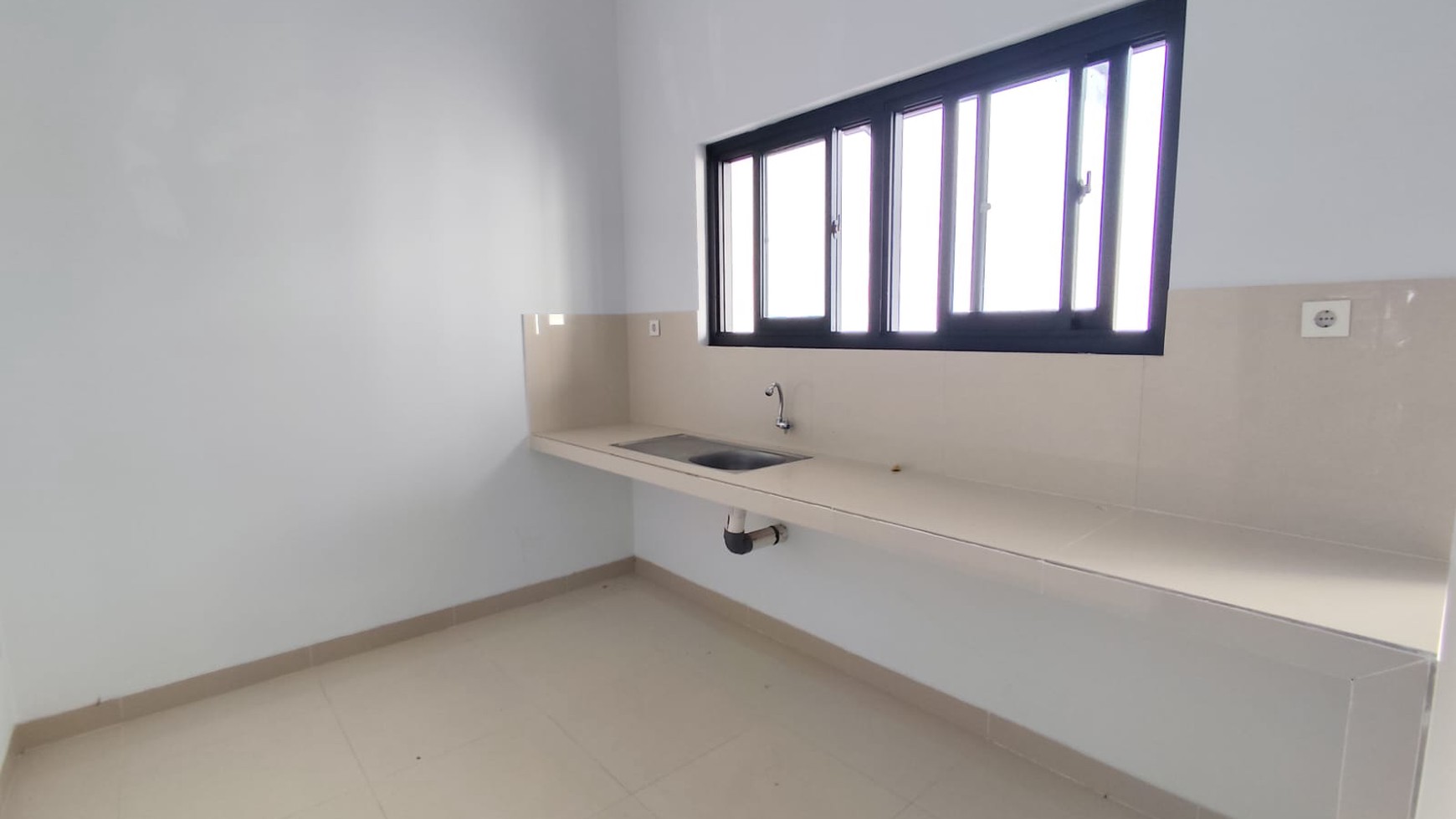 Rumah Tinggal Minimalis Lokasi Dekat SMA UII Keparakan Mergangsan Yogakarta