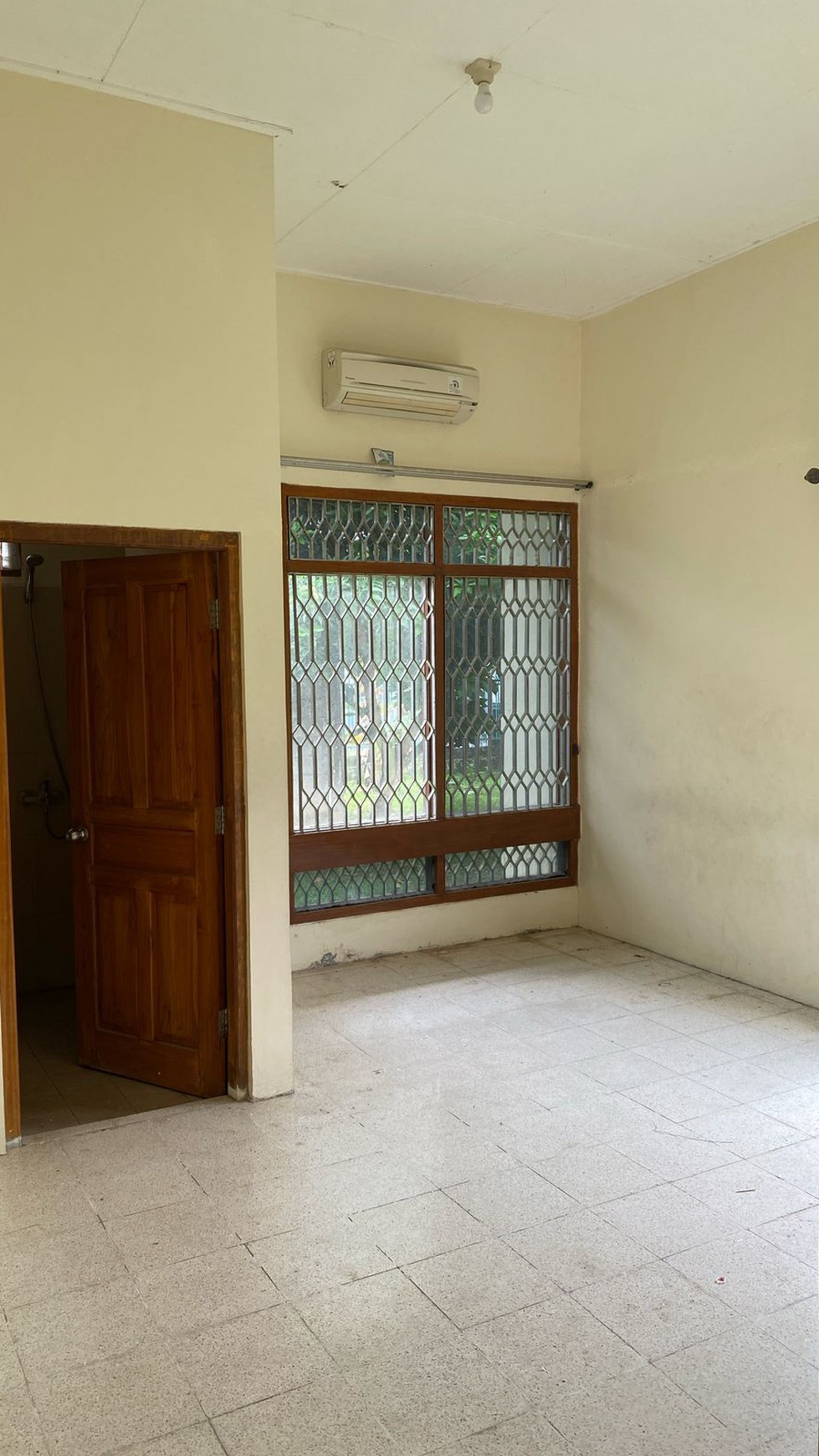 Ruang Usaha Cocok Untuk Penginapan /Kost Lokasi Dekat Kampus UGM
